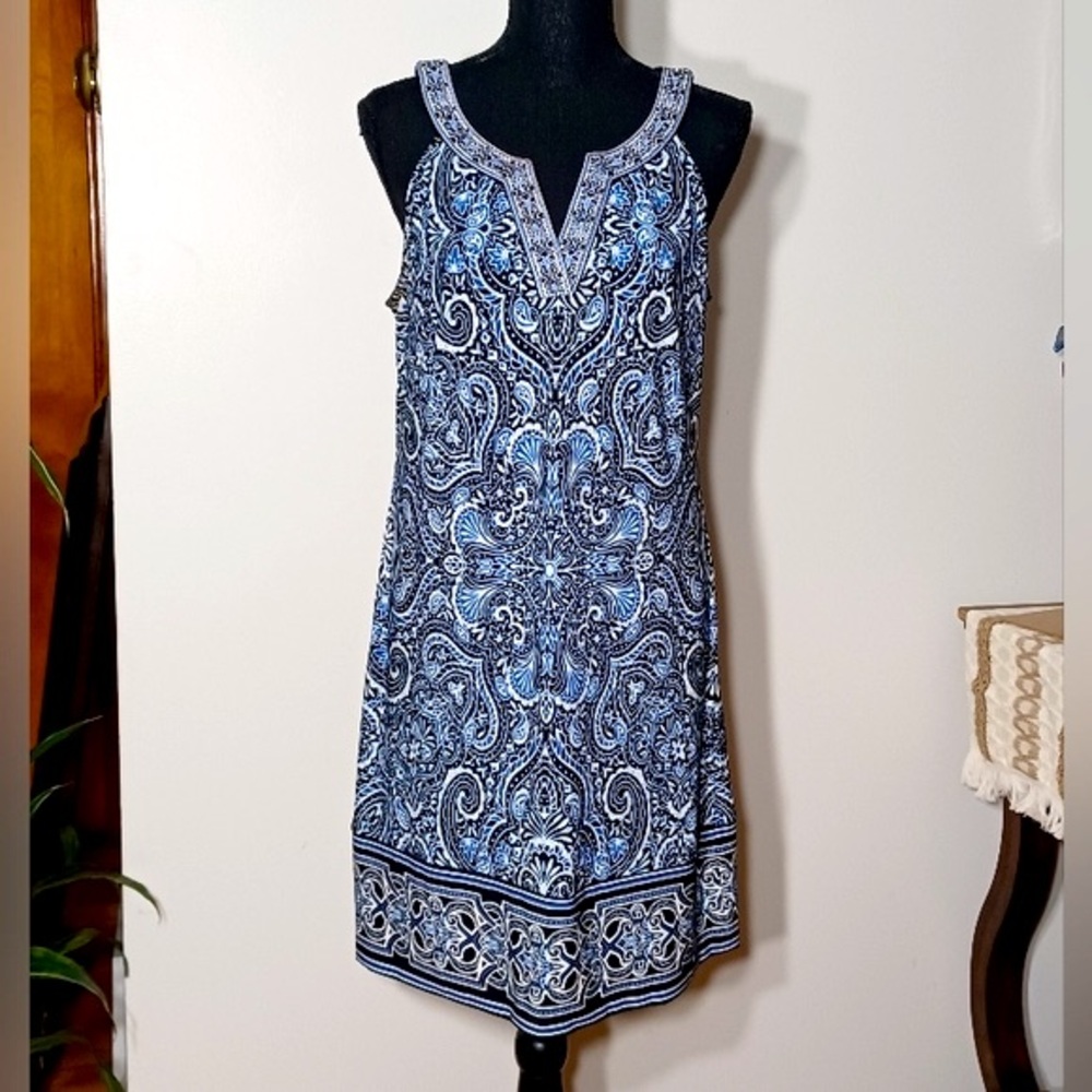 WHITE HOUSE BLACK MARKET MIDI PULLOVER DRESS